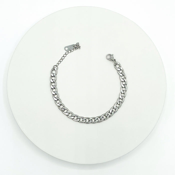 Whitley chunky chain silver bracelet