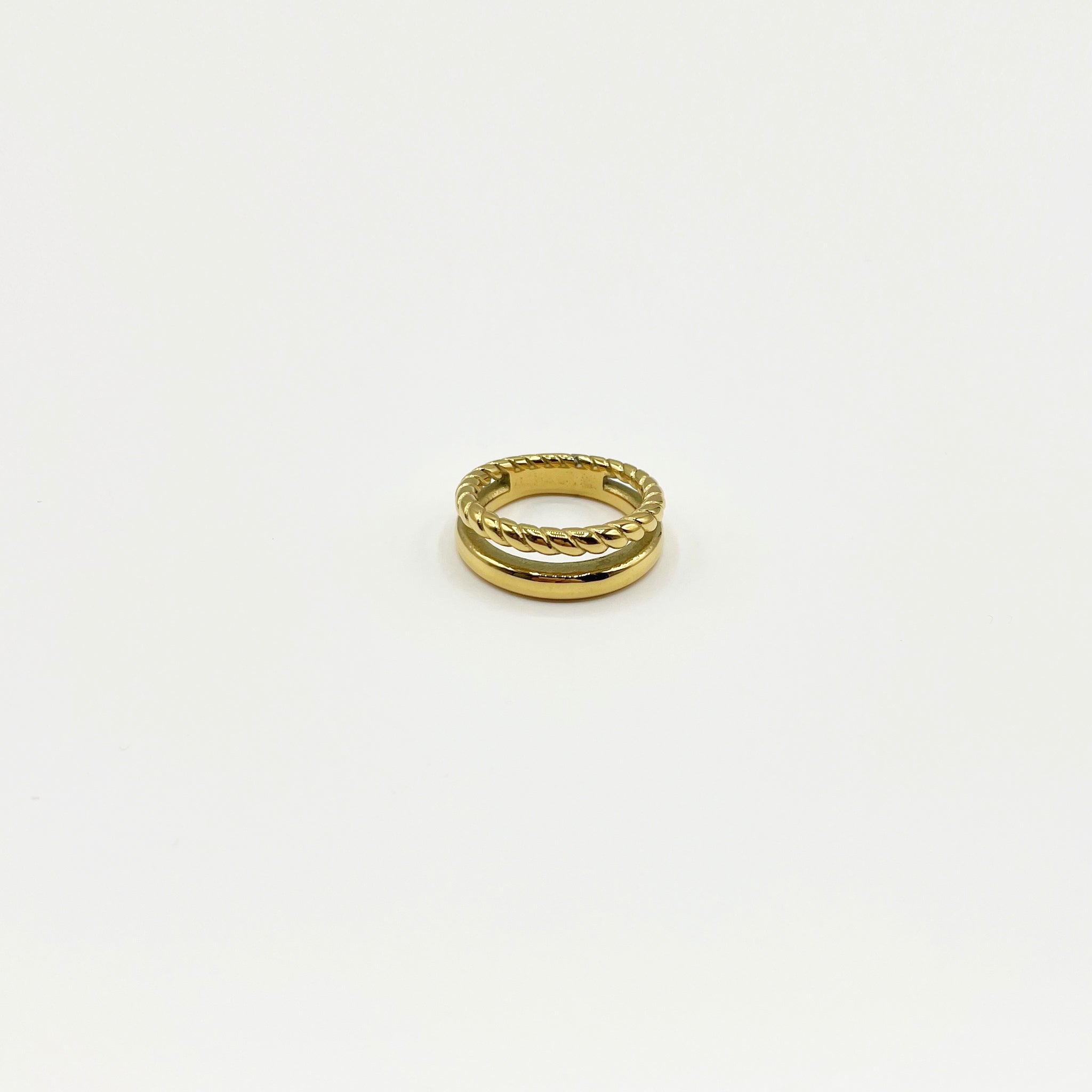 14k gold plated dual band ring featuring a smooth and twisted band