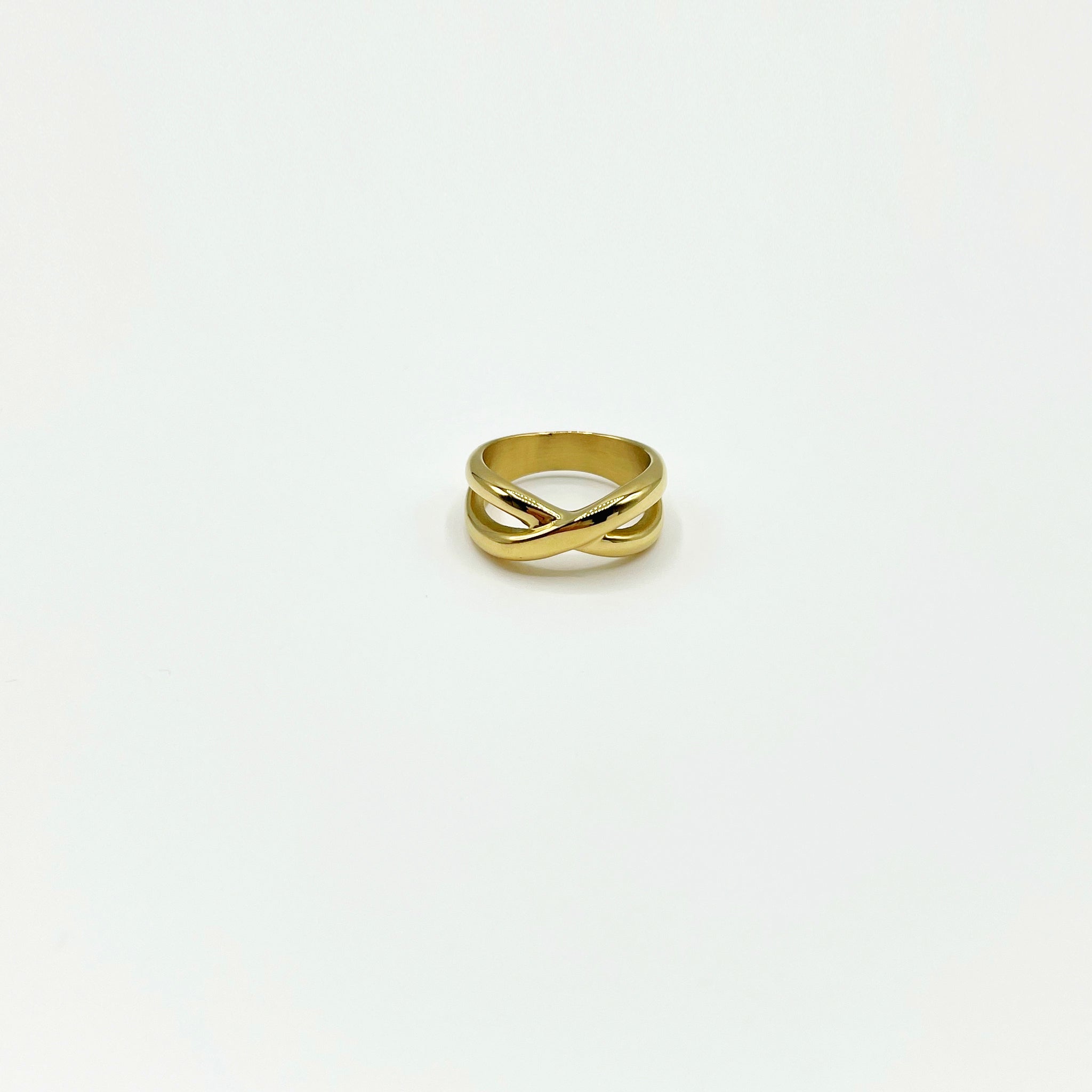 18k gold plated chunky band ring with crossover