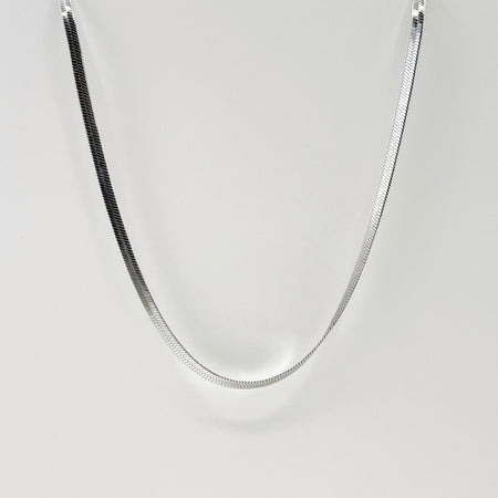 Silver snake chain necklace 