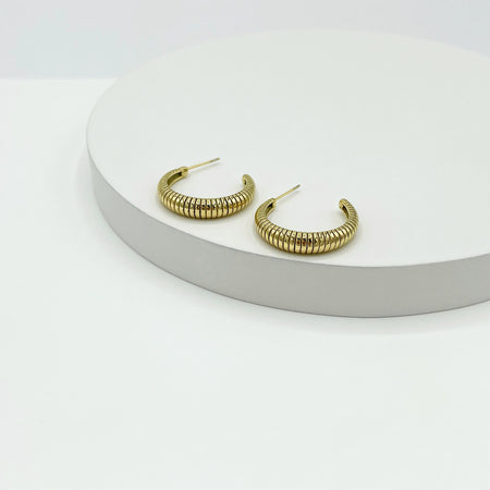 18k gold plated textured hoop earrings 