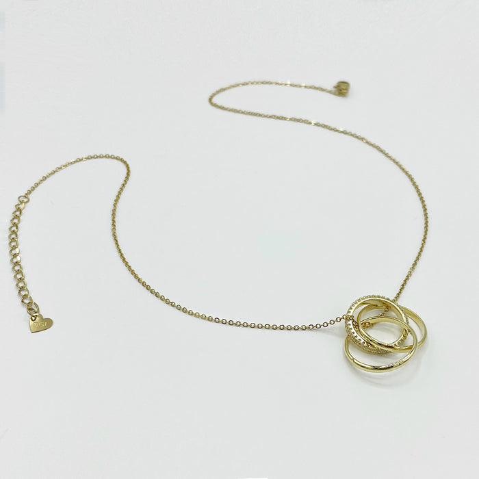 14k gold plated necklace with 3 linking rings as a pendant 