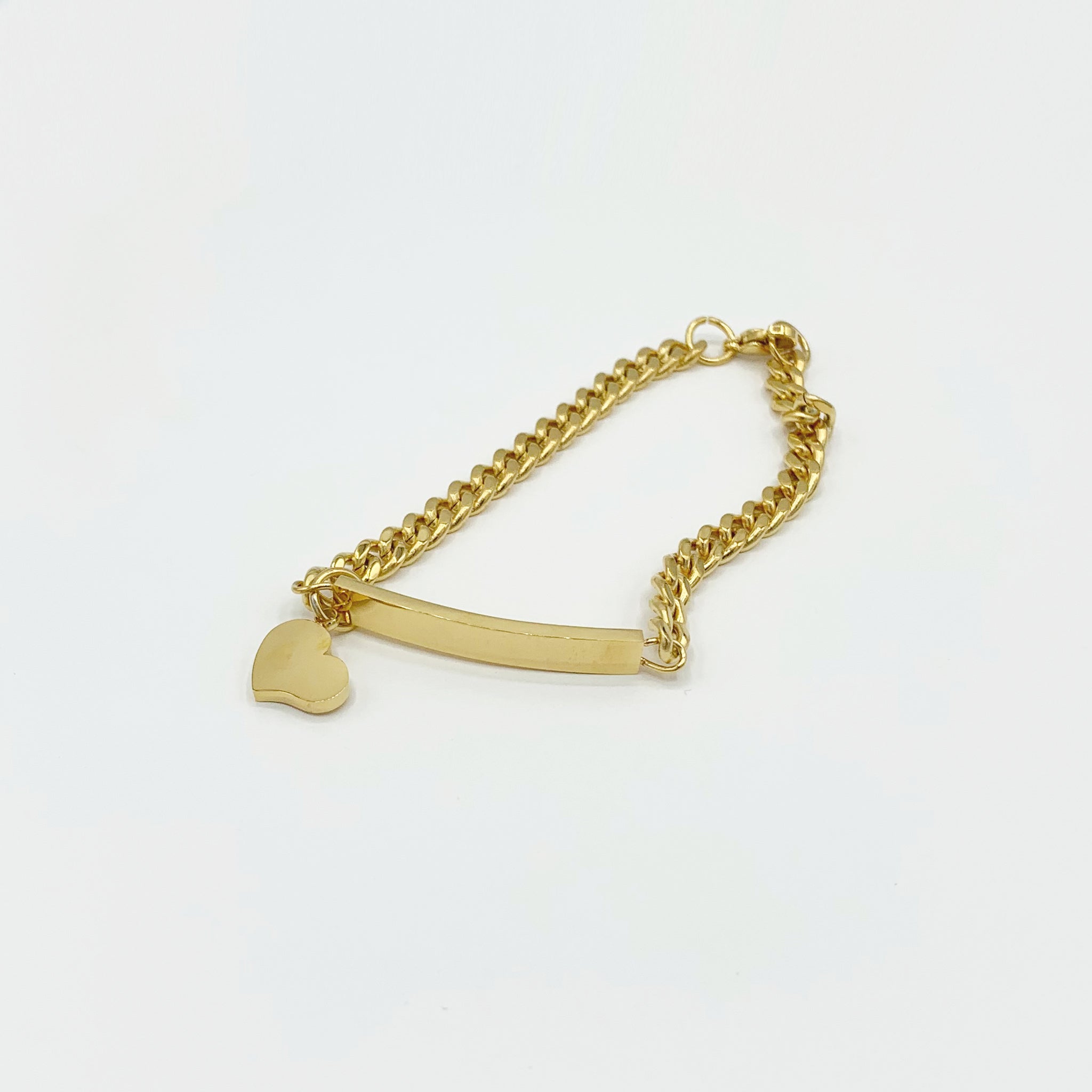 Chunky gold chain bar bracelet with Heart charm 