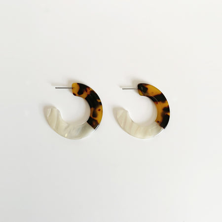 Half leopard half pearlised acrylic mixed hoop earrings 