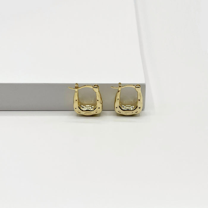 Morgan 18k gold plated hammered rectangular hoop, earrings